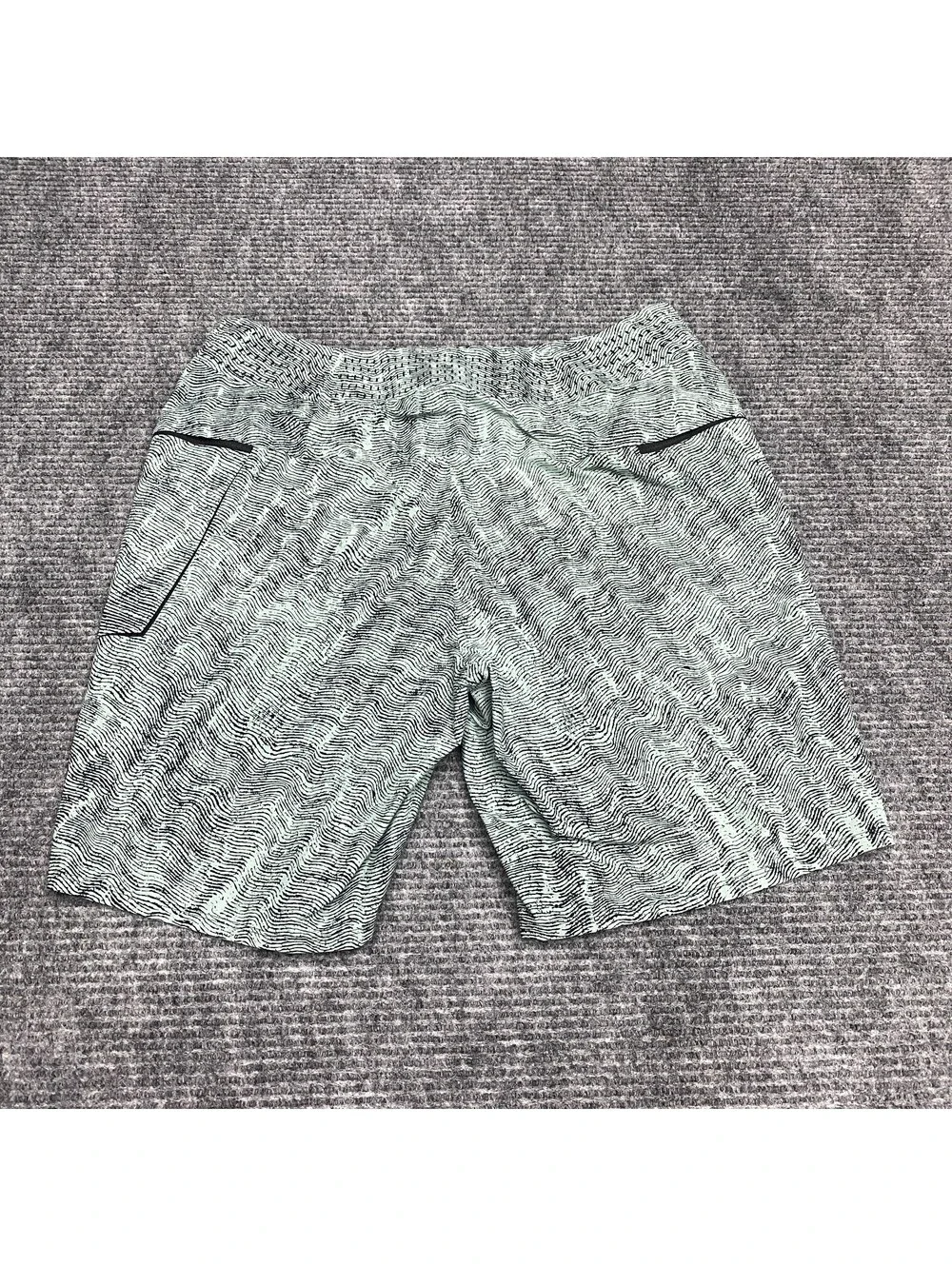Lululemon Current State Board Shorts Mono Wave Silver Blue Graphite Gray Mens 33